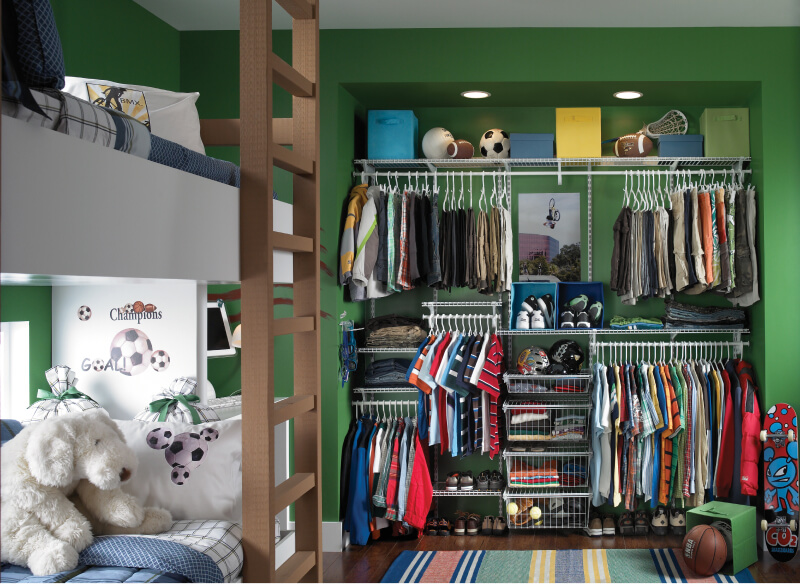 teen's closet