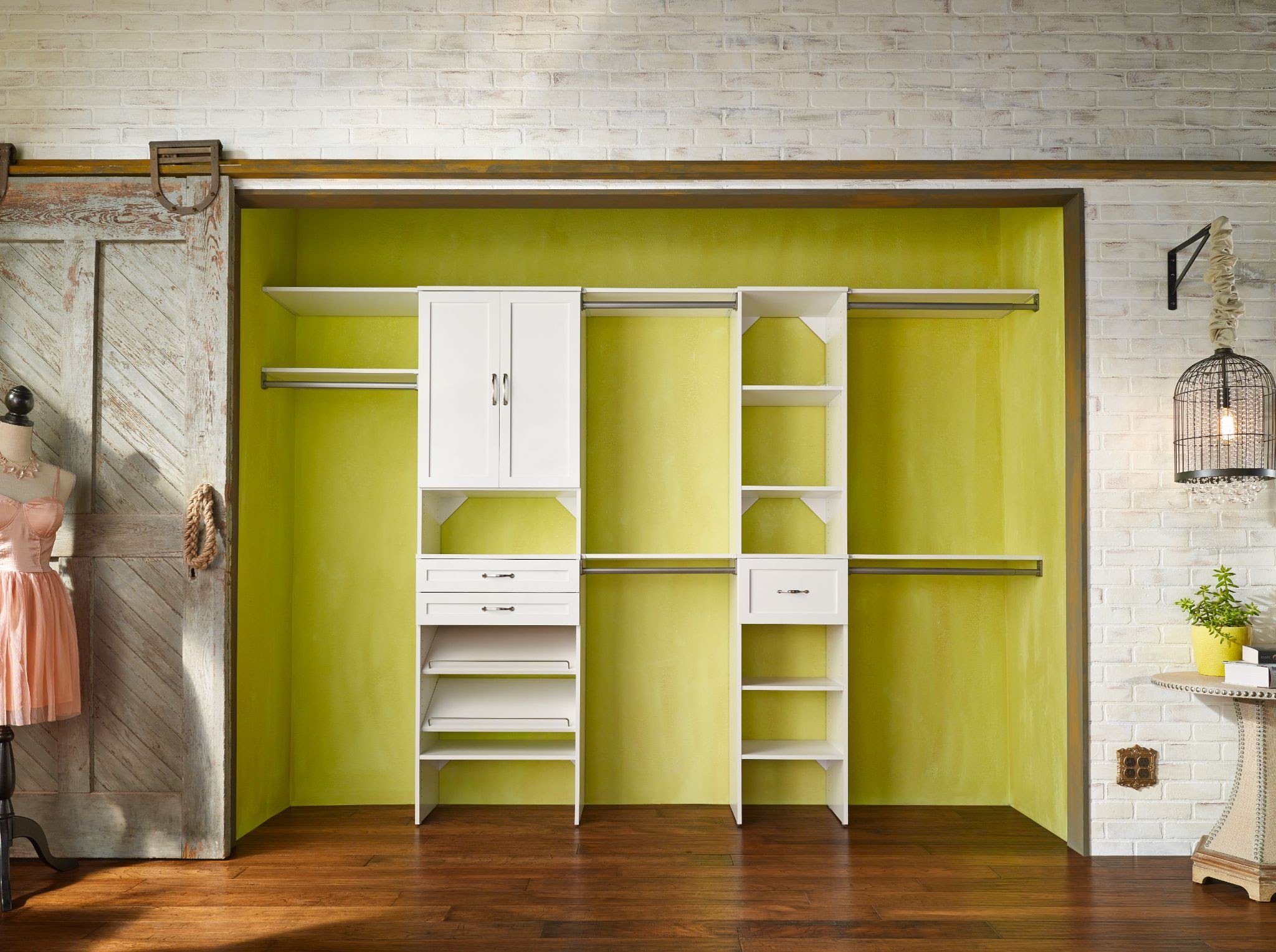 how to cut closet shelves