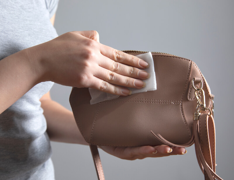 cleaning a leather handbag